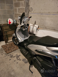 Piaggio beverly 500