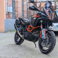 ktm 1290 super adventure S cerchi a raggi 