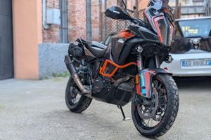 ktm 1290 super adventure S cerchi a raggi 
