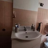 Mobile bagno completo di specchio
