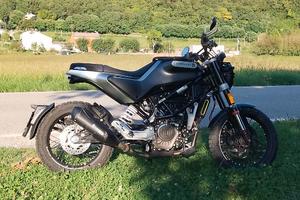 Husqvarna svartpilen 125