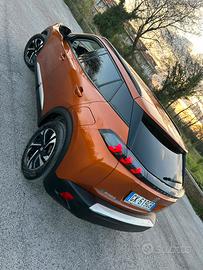 Peugeot e-2008 elettrica unico proprietario