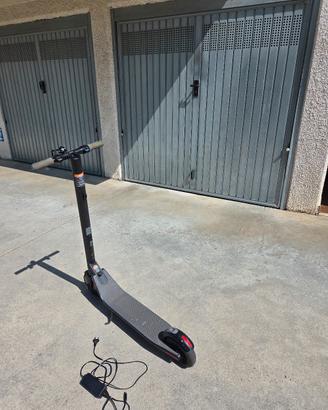 Monopattino NINEBOT SEGWAY KickScooter ES1