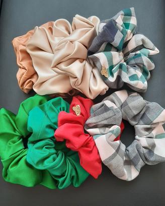 Lotto accessori per capelli