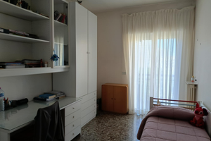 Stanza singola vicino facoltà di economia