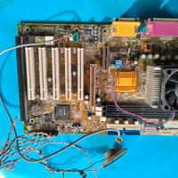 Scheda madre AMD K7VAT