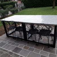 Tavolo da giardino o esterno