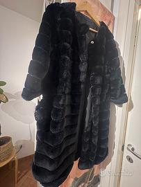 Cappotto in pelliccia sintetica