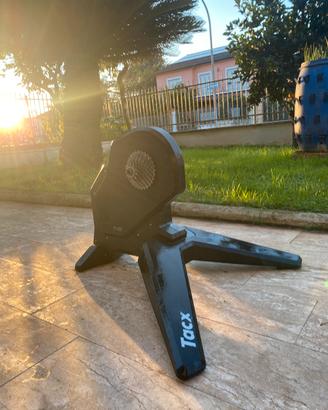Rullo interattivo tacx
