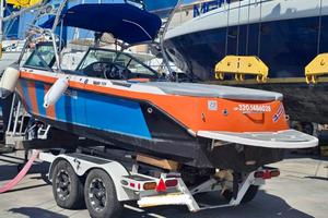 Barca sci nautico, wakeboard, wakesurf