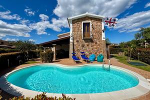 Villa con piscina privata a SAN TEODORO