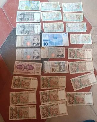Lotto 26 banconote vintage carta