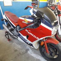 honda vf 1000 R