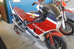 honda vf 1000 R