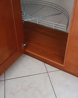 Cestello girevole per mobile angolo cucina