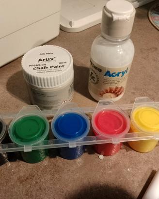 set pittura acrilici 