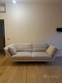 Divano Battito d’Ali Poltronesofá