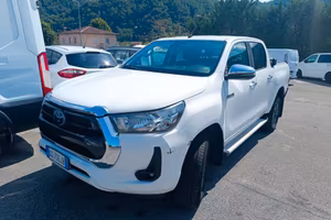 Toyota Hilux 2.4 D-4D 4WD 4 porte Double Cab Execu