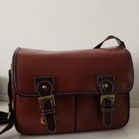 Borsa fotocamera a tracolla in eco-pelle