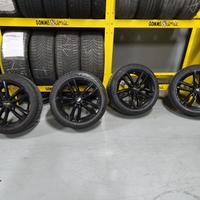 Cerchi in lega MAK con pneumatici NOKIAN da neve