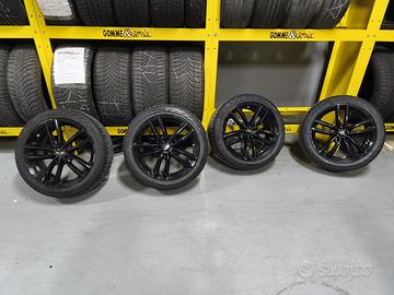 Cerchi in lega MAK con pneumatici NOKIAN da neve