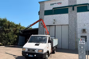 Iveco Daily 35 Ribaltabile + Gru Fassi F20