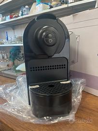 Macchina del caffe universale