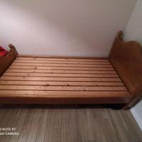 Letto legno massello su misura