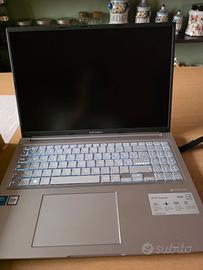 Potente Asus Vivobook 16 Intel core 9 