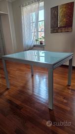 tavolo allungabile in vetro 