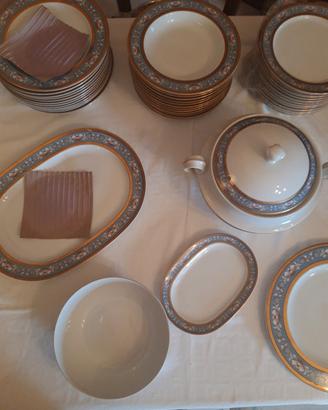 servizio piatti in oro zecchino 