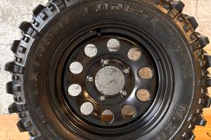 Gomme e cerchi 205/70/15 Suzuki Samurai