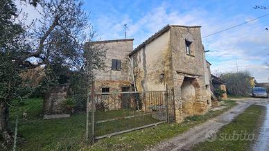 Rustico / Casale di 170 m² con 3 locali a Amelia