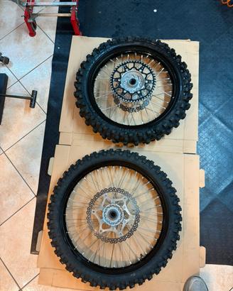 Ruote complete Yamaha Fantic 23/27 250F 450F