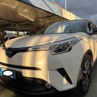 TOYOTA CH- R IBRIDA AUTOMATICA !