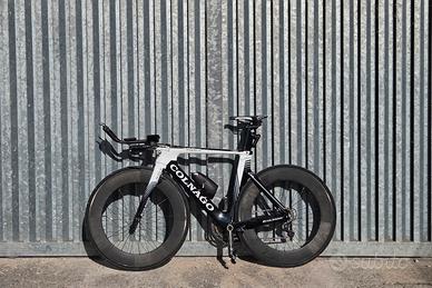 bici crono TT colnago k.zero CRONOMETRO