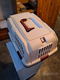 trasportino e tiragraffi