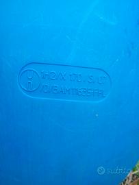 bidoni per raccolta acqua due misure diverse 