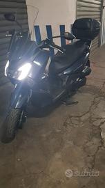 SYM 16 Joyride 300 cc