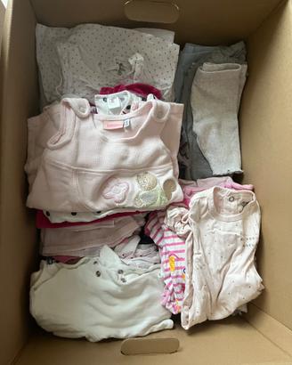 Scatola abbigliamento neonata primavera/estate