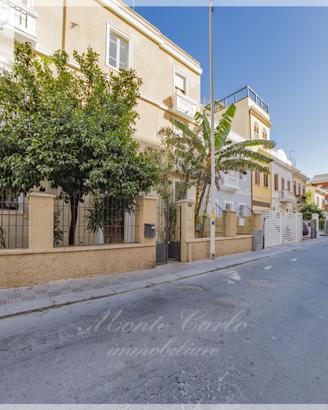 Via Rossini semindipendente con giardino