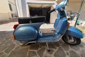 Vespa PE200 arcobaleno