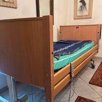 Letto ortopedico elettrico da degenza Rehabed