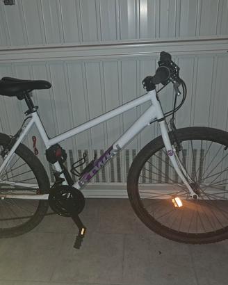 Bici B'Twin Bianca 26"