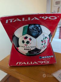 Italia anni 90 pallone ufficiale
