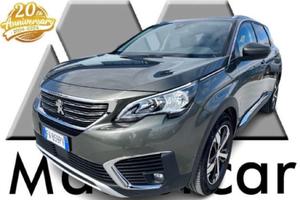 PEUGEOT 5008 5008 7 POSTI 1.5 bluehdi Allure s -