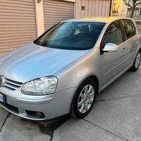 Volkswagen Golf 1.6 16V FSI 5p. Sportline