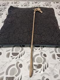 Calzascarpe in ottone 