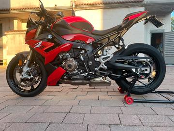 BMW s 1000 r