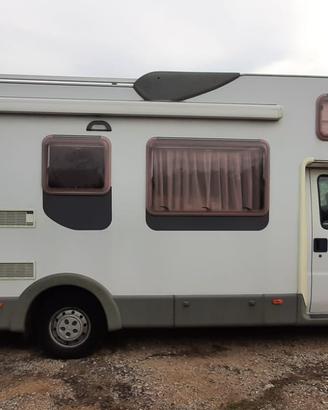 Camper Knaus Sun Traveller Mansardato